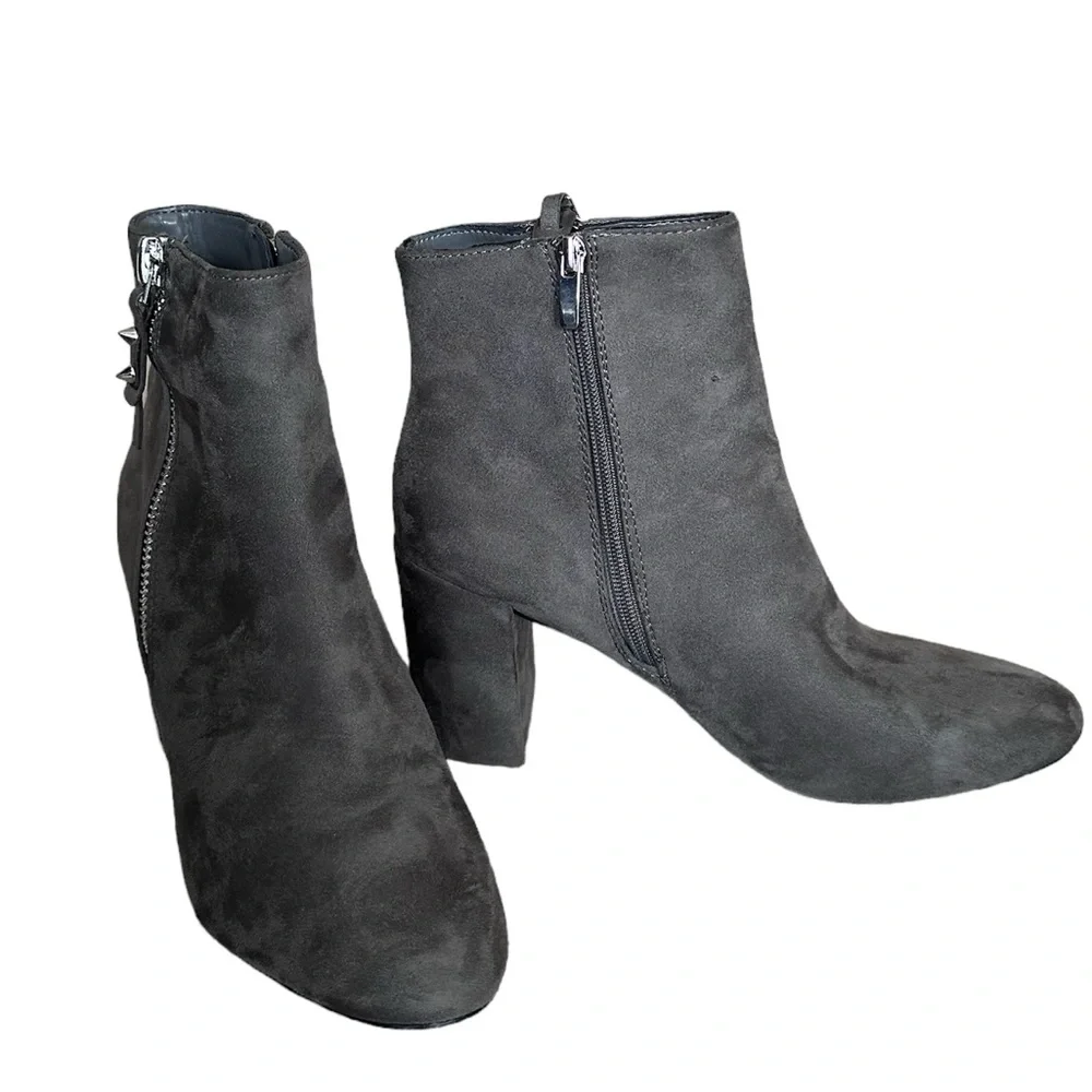 NEW NINE WEST ZIPPER BOOT SUEDE GREY